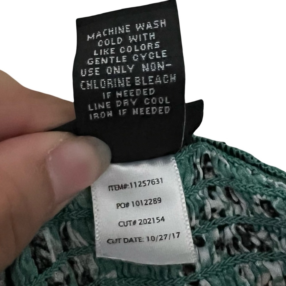 Torrid Off The Shoulder Blouse - Picture 5 of 5